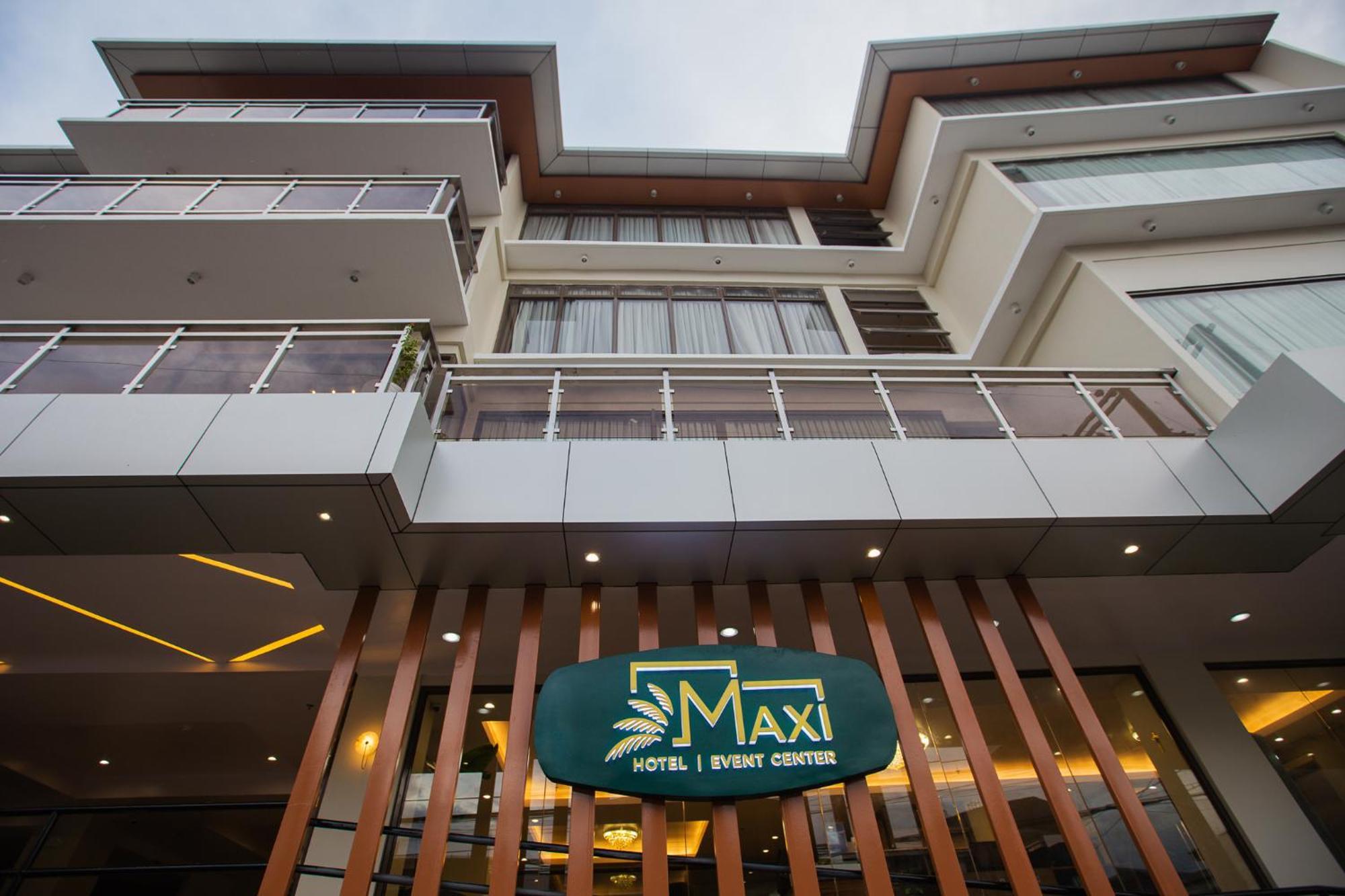Maxi Hotel And Event Center Città di Tagbilaran Esterno foto